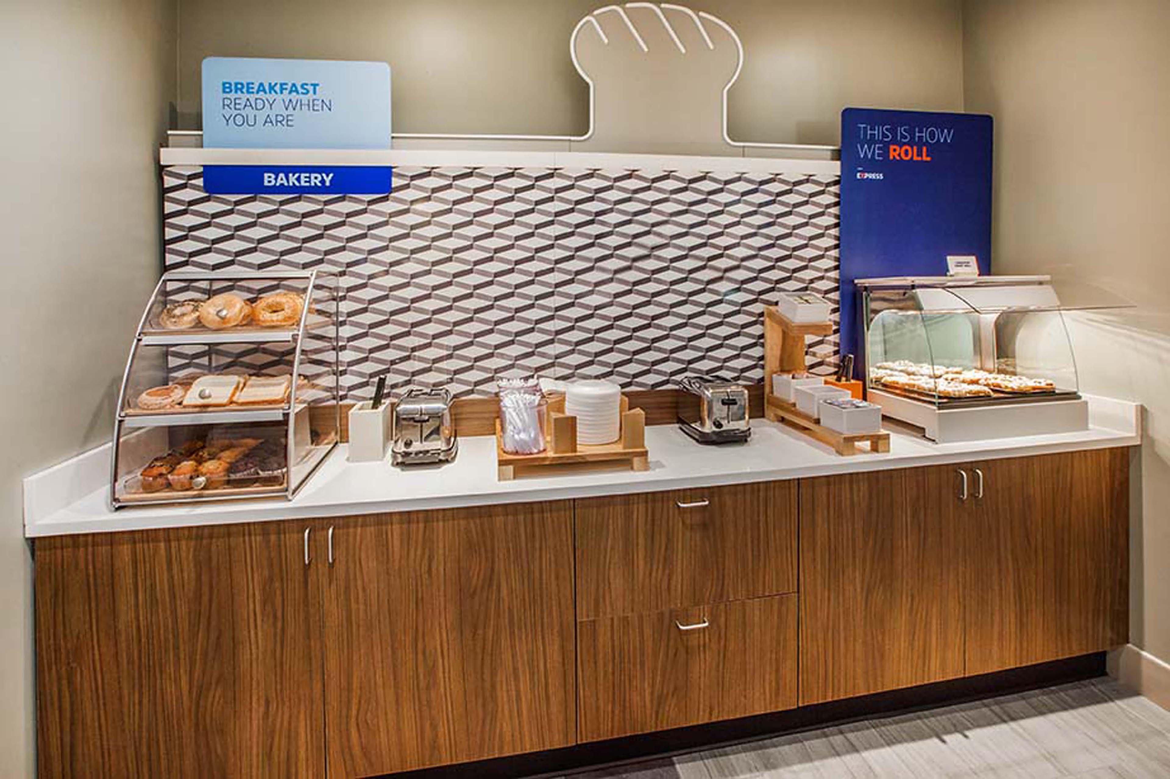 Holiday Inn Express & Suites Sioux Falls Southwest By Ihg Dış mekan fotoğraf